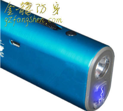 18、給自己準備一些自衛的防身工具,像防身電擊器,防身噴霧,防身甩棍等,都是可以很好保護自己的一些防身武器。 18、給自己準備一些自衛的防身工具,像防身電擊器,防身噴霧,防身甩棍等,都是可以很好保護自己的一些防身武器。